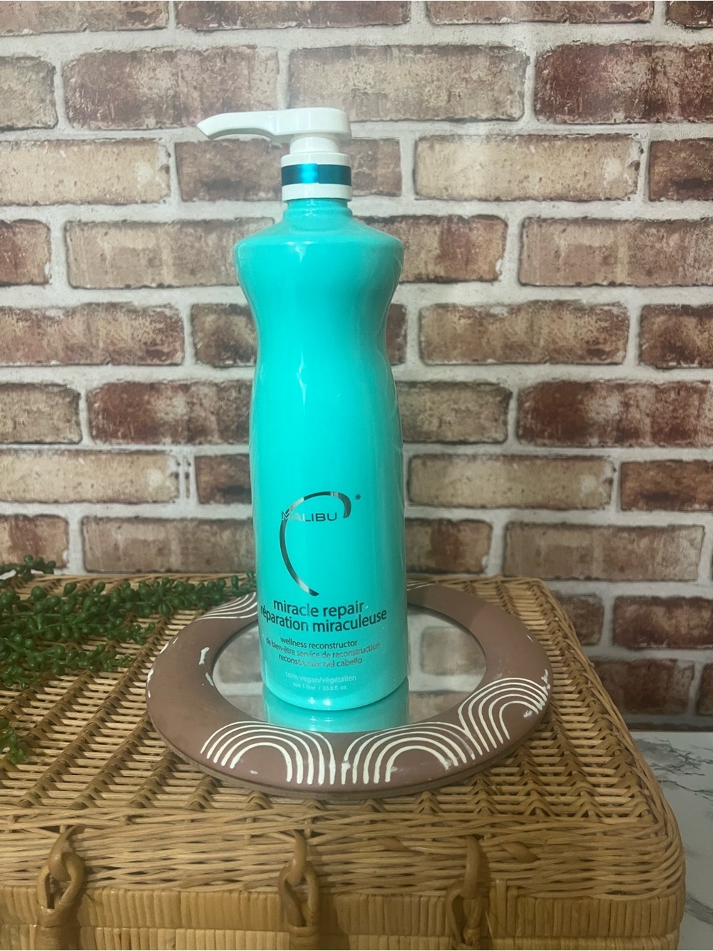 Malibu Hair Conditioner Bottle - Teal with White Pump